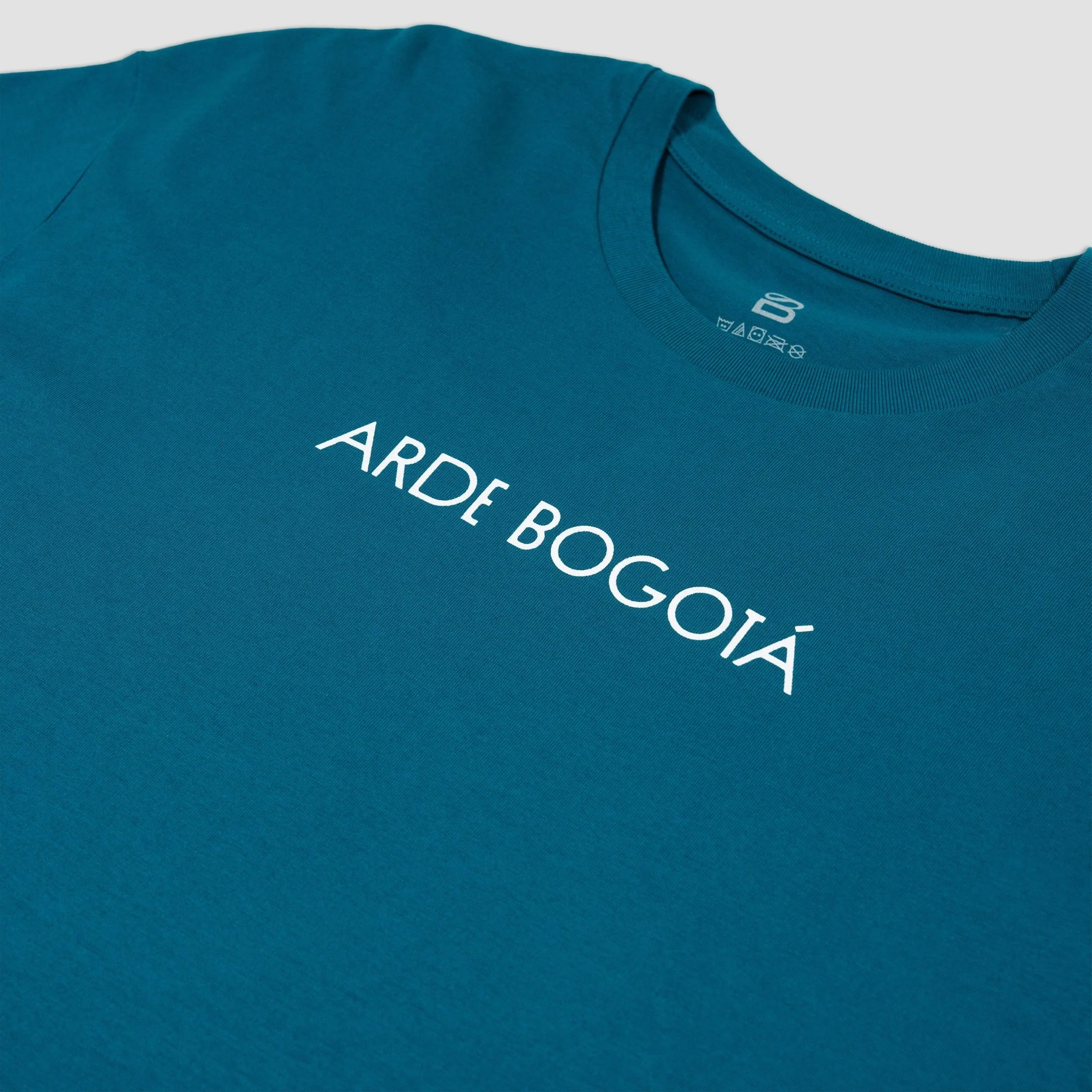 Camiseta Arde Bogotá Oversize - Image 2
