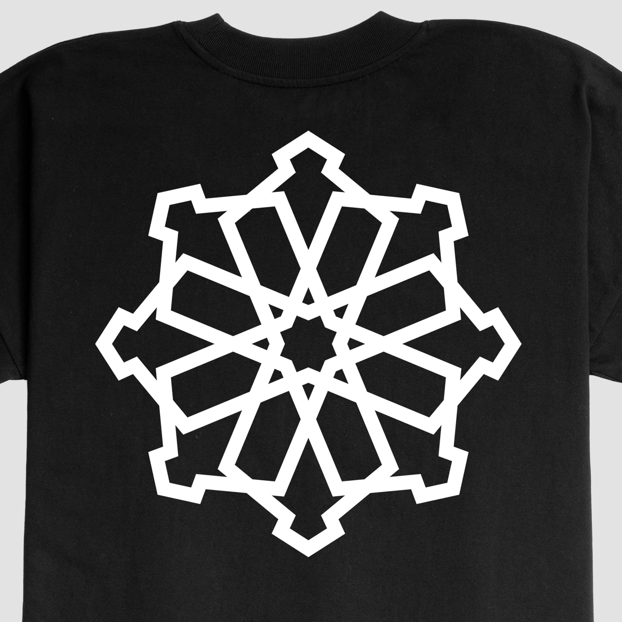 Camiseta - Cenefa Black - Image 4
