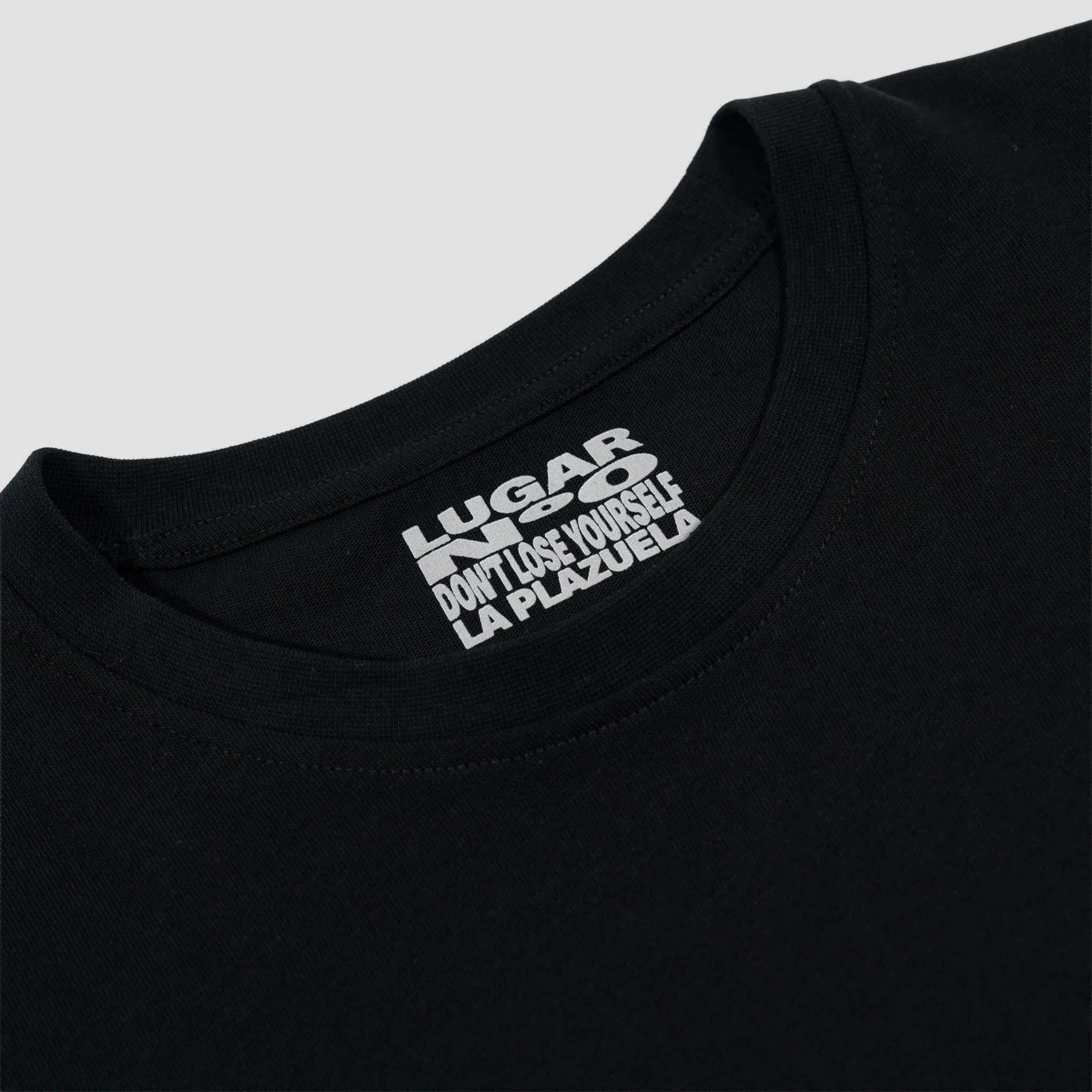 Camiseta Manga Corta Negra LUGAR Nº0 (D.L.Y) - Image 3