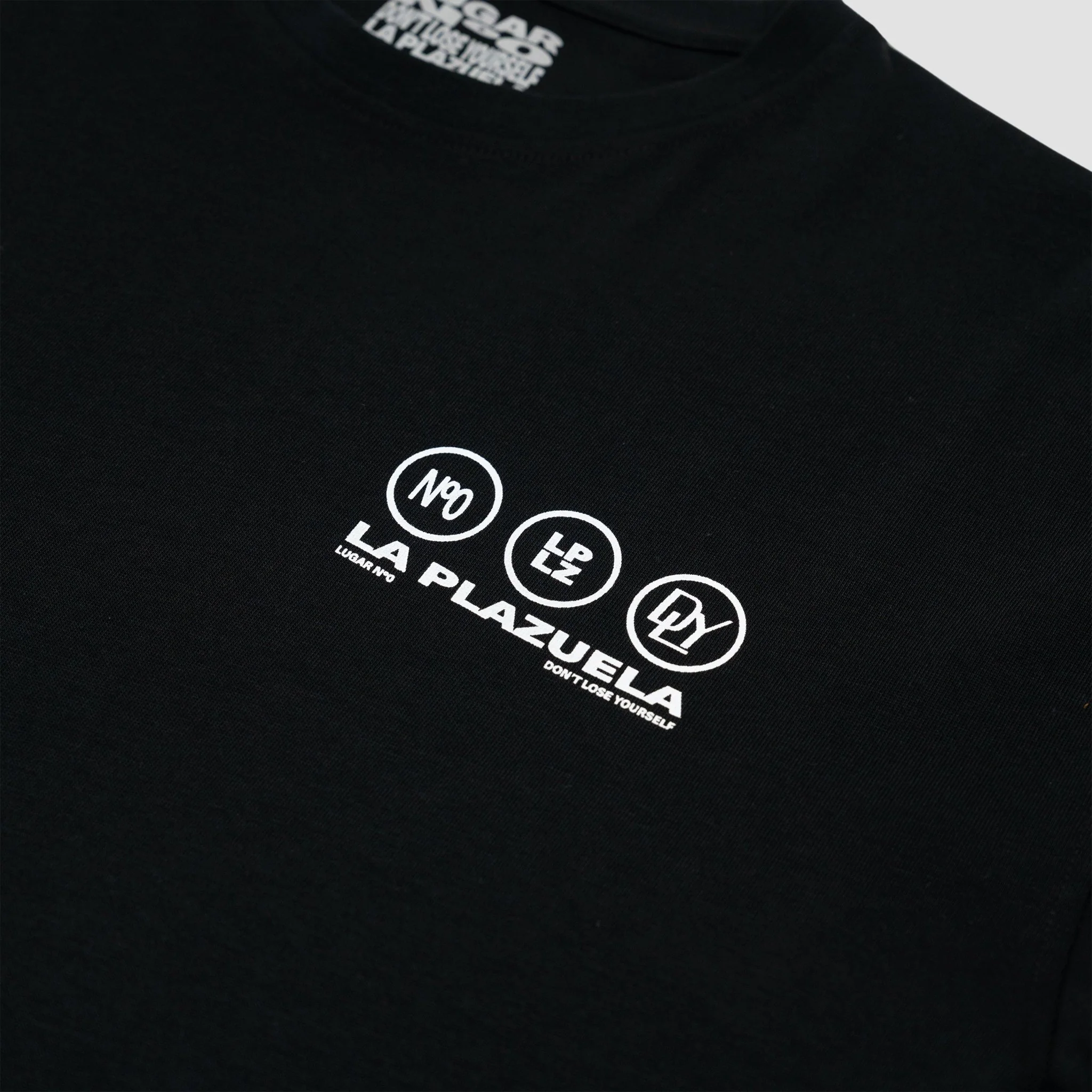 Camiseta Manga Corta Negra LUGAR Nº0 (D.L.Y) - Image 4