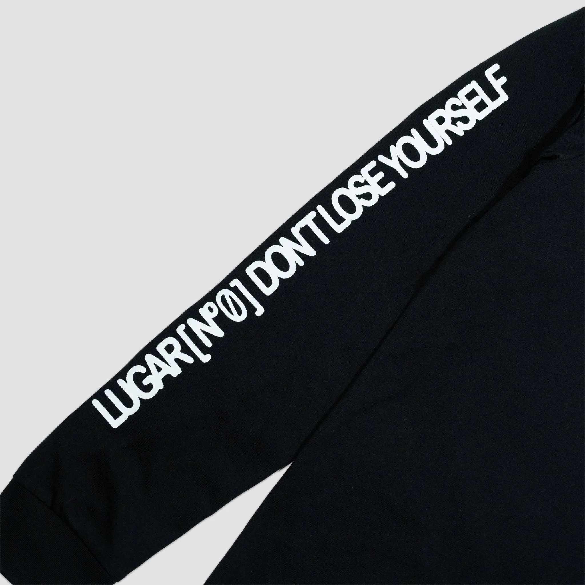 Camiseta Manga Larga Negra LUGAR Nº0 (D.L.Y) - Image 3