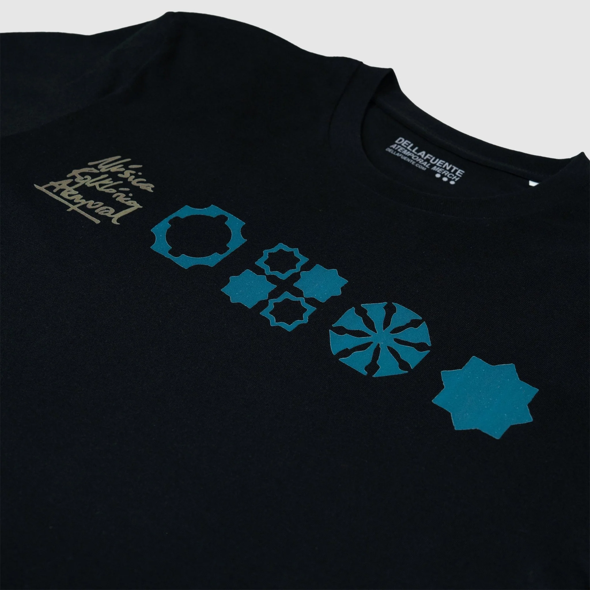 Camiseta Música Folklórica Atemporal - Image 3