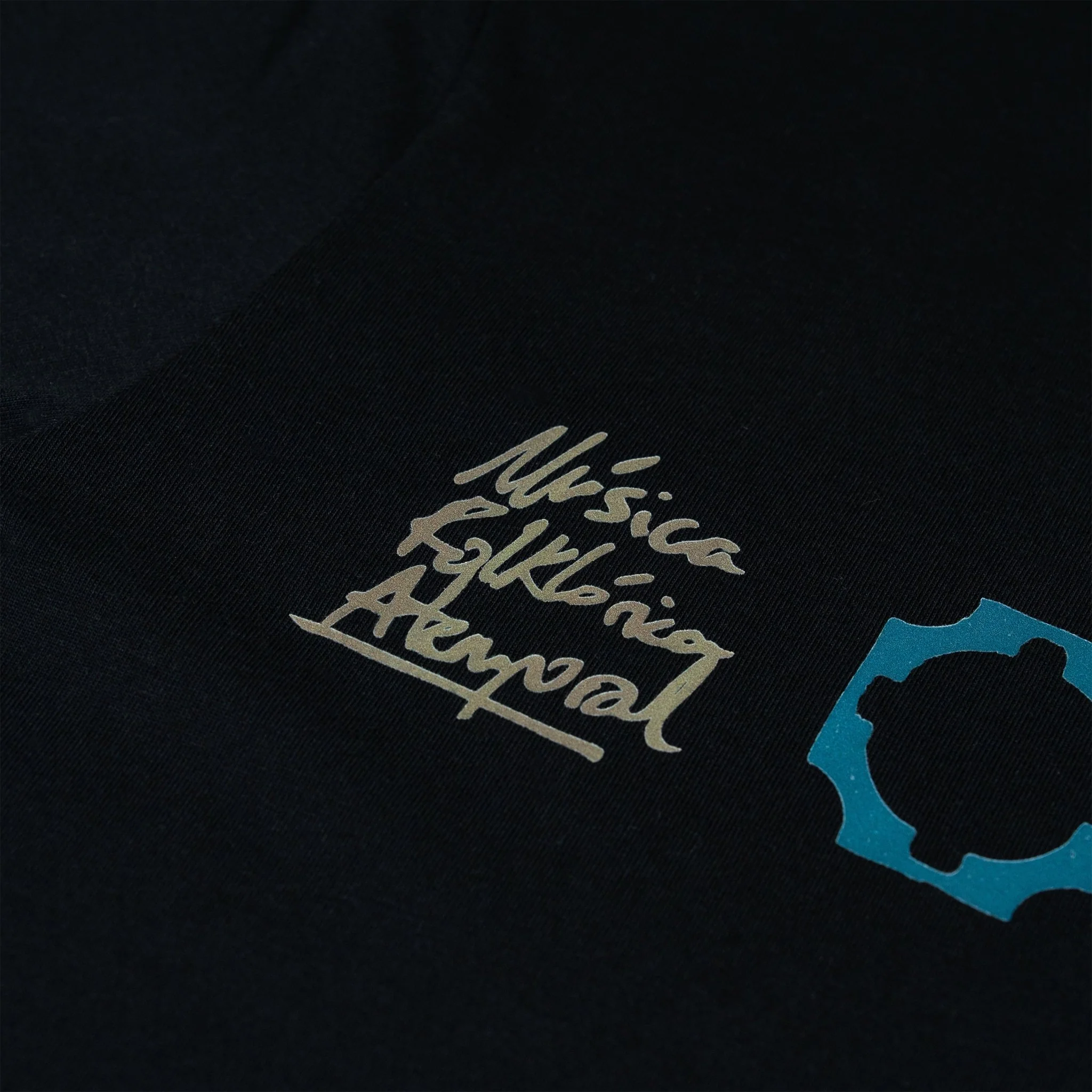 Camiseta Música Folklórica Atemporal - Image 5