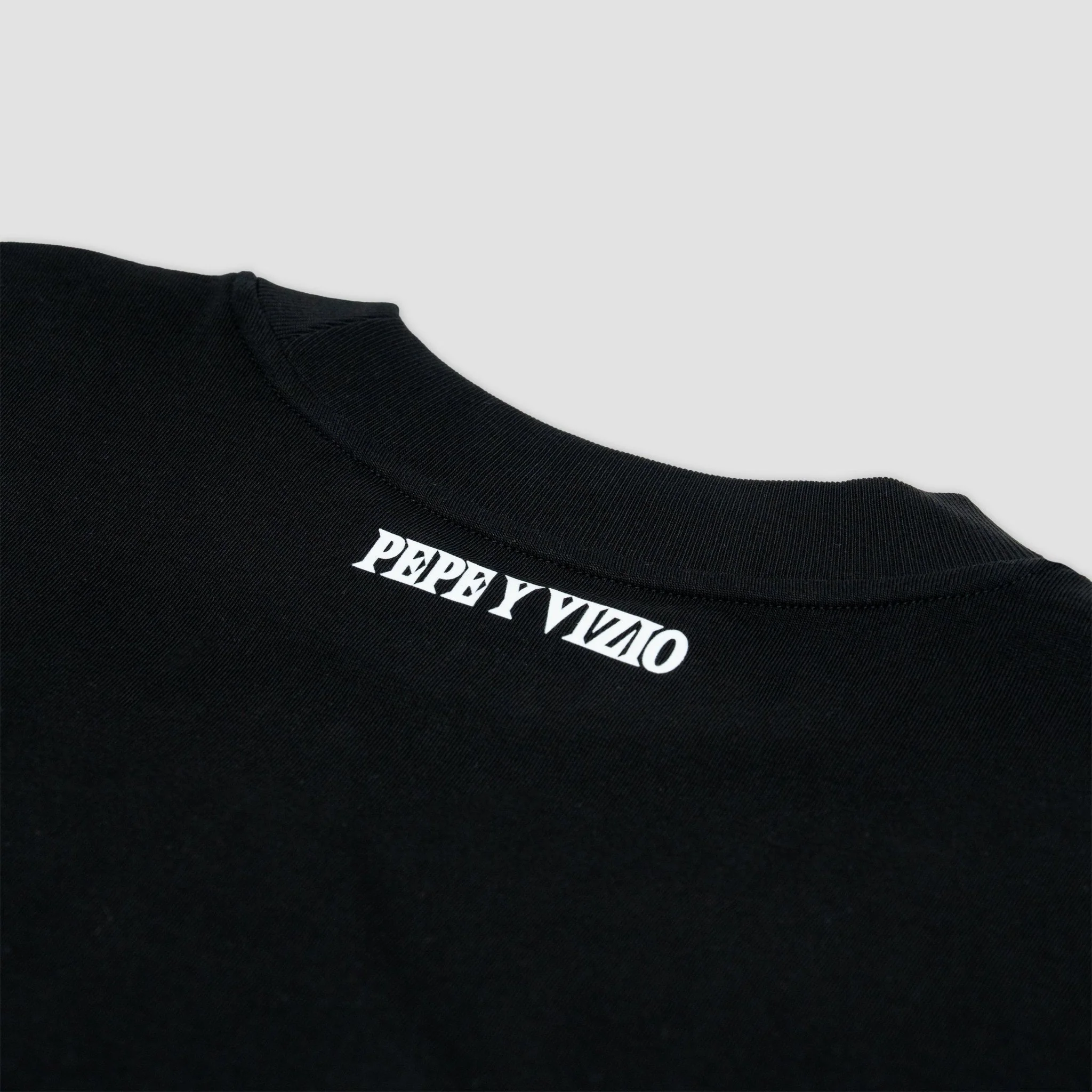 Camiseta oversize "PUCHERO" - Negra - Image 4