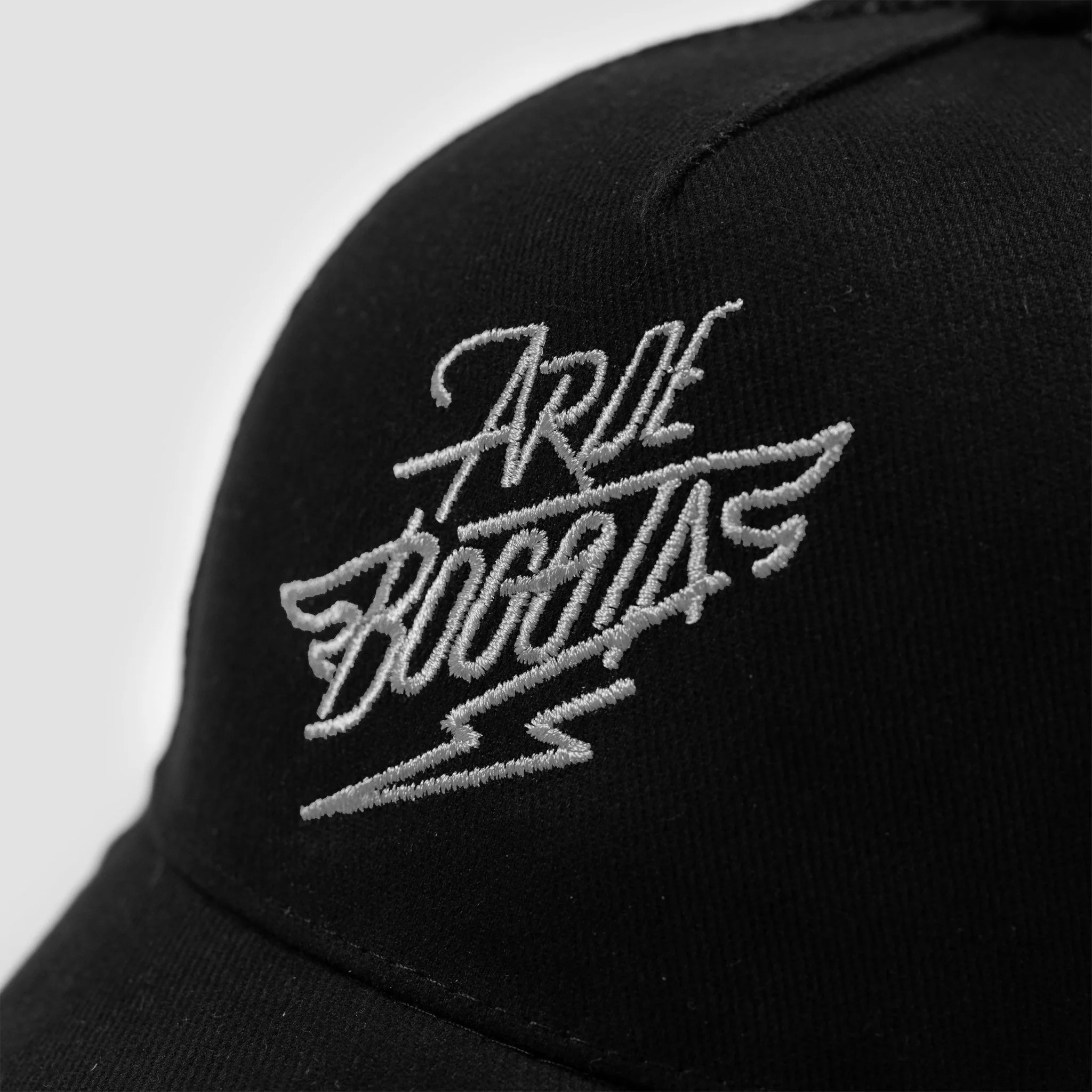 Gorra Bordado Blanco - Image 2