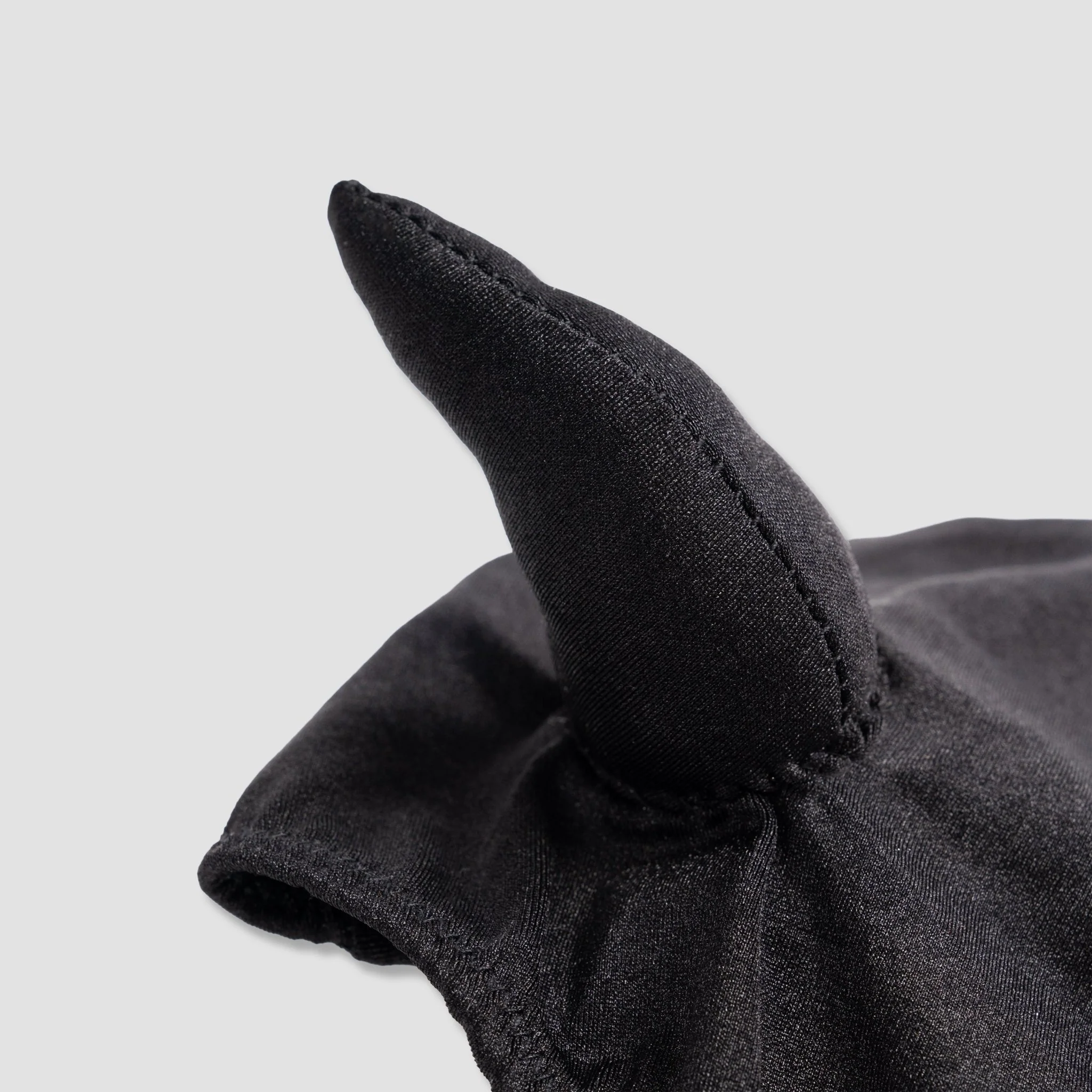 Gorrito Diabla Black - Image 3