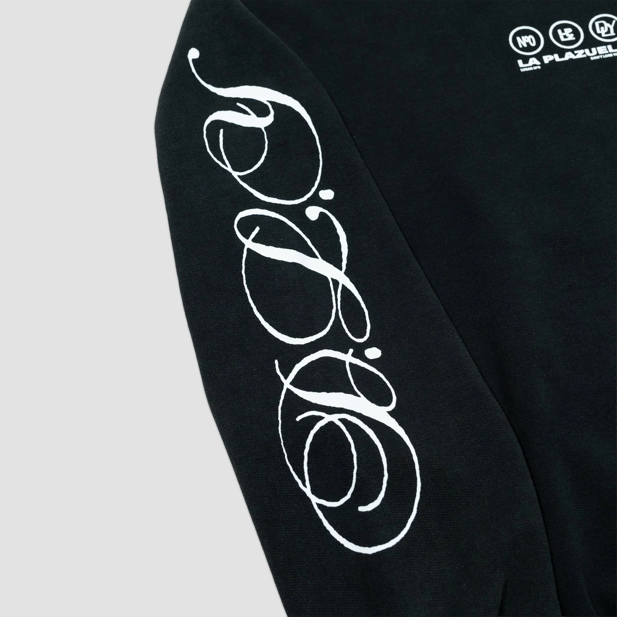Sudadera Negra LUGAR Nº0 (D.L.Y) - Image 3