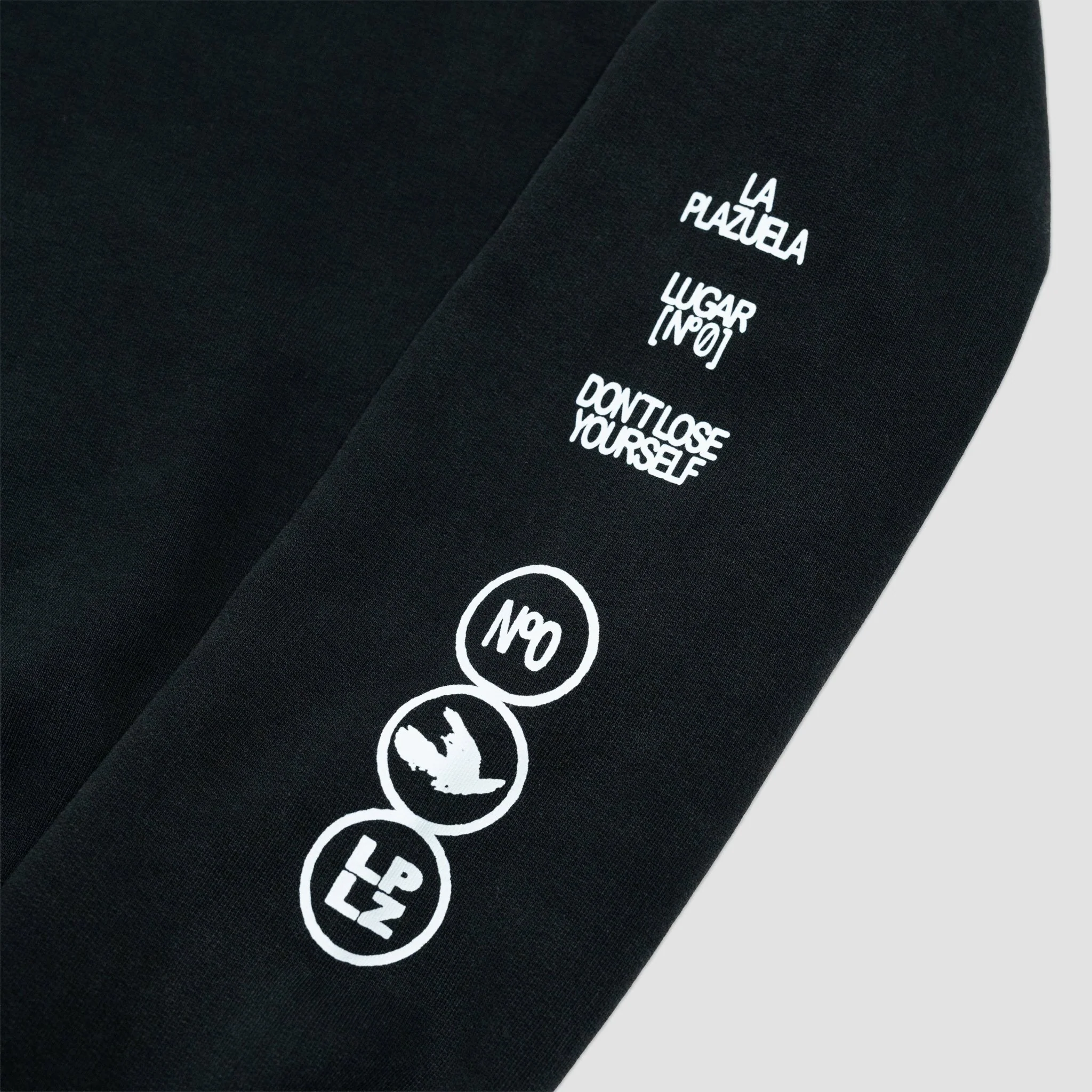Sudadera Negra LUGAR Nº0 (D.L.Y) - Image 6