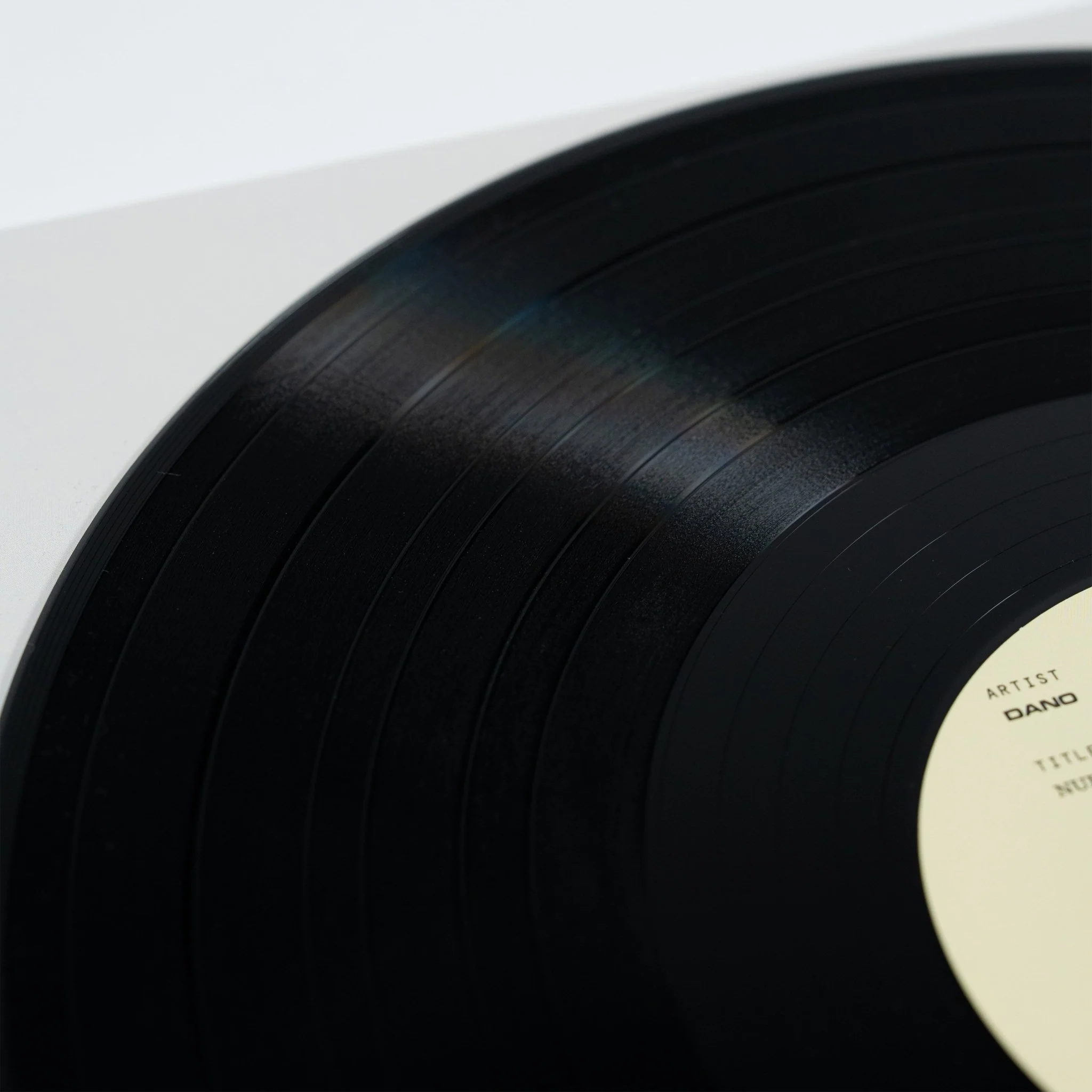 NUEVOS TRAPOS — Vinilo Black Edition - Image 5